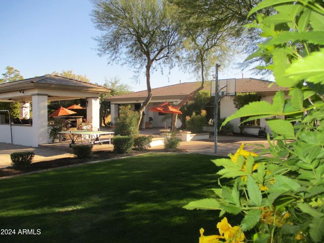 9246 W MOLLY Lane, Peoria, AZ 85383