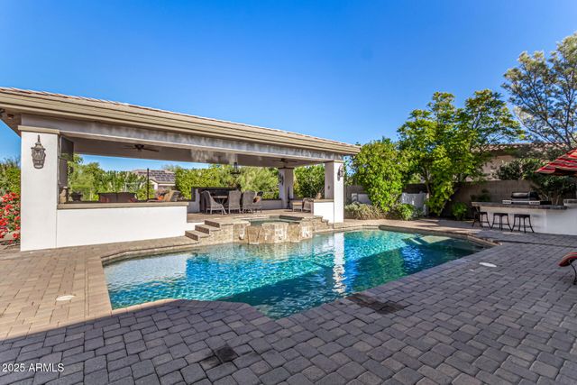 9246 W MOLLY Lane, Peoria, AZ 85383