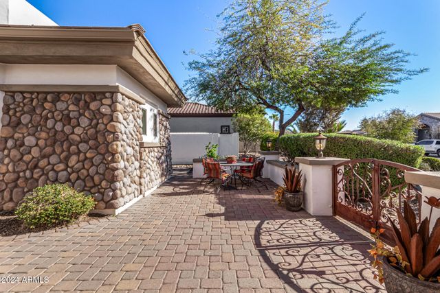 9246 W MOLLY Lane, Peoria, AZ 85383