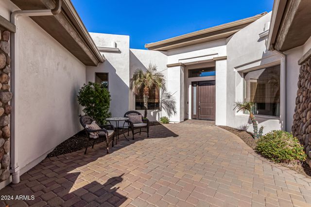 9246 W MOLLY Lane, Peoria, AZ 85383