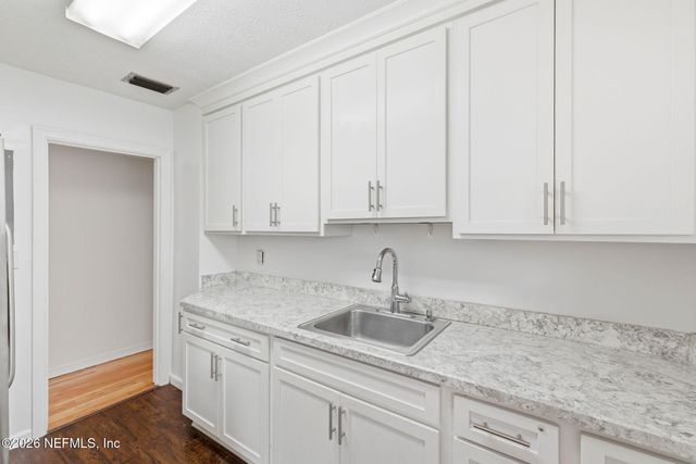 4737 MANCHESTER Road, Jacksonville, FL 32210
