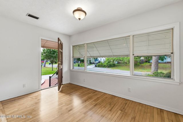 4737 MANCHESTER Road, Jacksonville, FL 32210