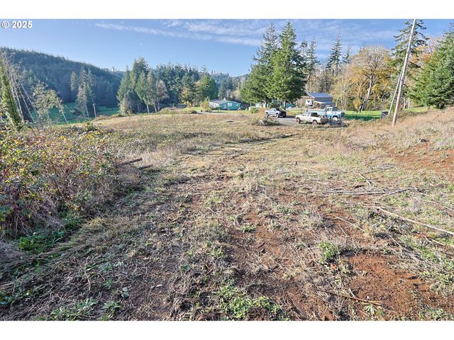 17 Bartleson 1419, Coos Bay, OR 97420