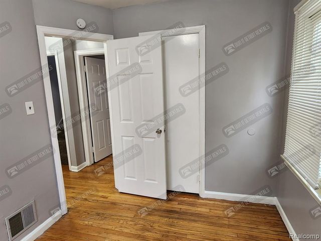 3444 Pardee Avenue, Dearborn, MI 48124