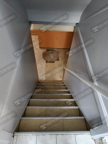 3444 Pardee Avenue, Dearborn, MI 48124