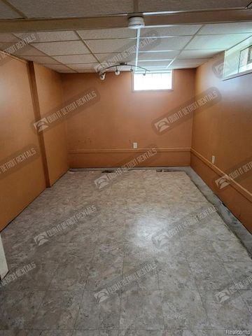 3444 Pardee Avenue, Dearborn, MI 48124