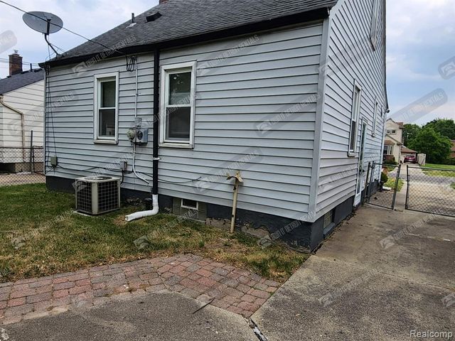 3444 Pardee Avenue, Dearborn, MI 48124