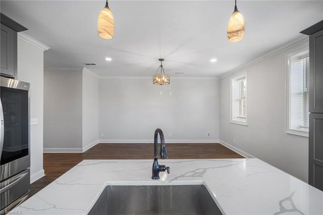 121 N Main Street, Lexington, NC 27292