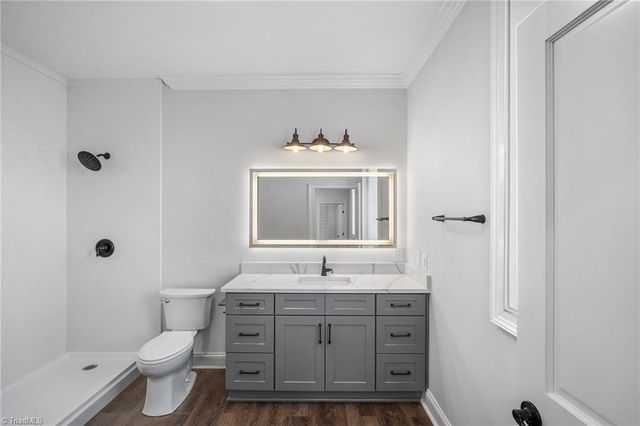 121 N Main Street, Lexington, NC 27292