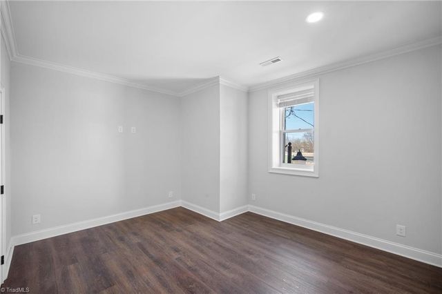 121 N Main Street, Lexington, NC 27292