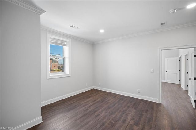 121 N Main Street, Lexington, NC 27292