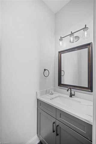 121 N Main Street, Lexington, NC 27292