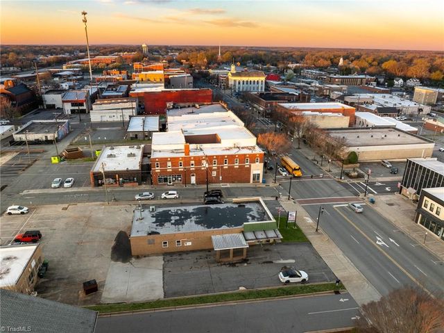 121 N Main Street, Lexington, NC 27292