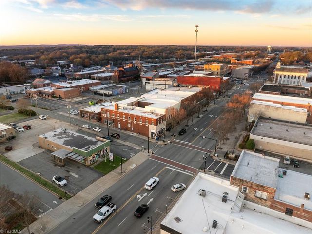 121 N Main Street, Lexington, NC 27292