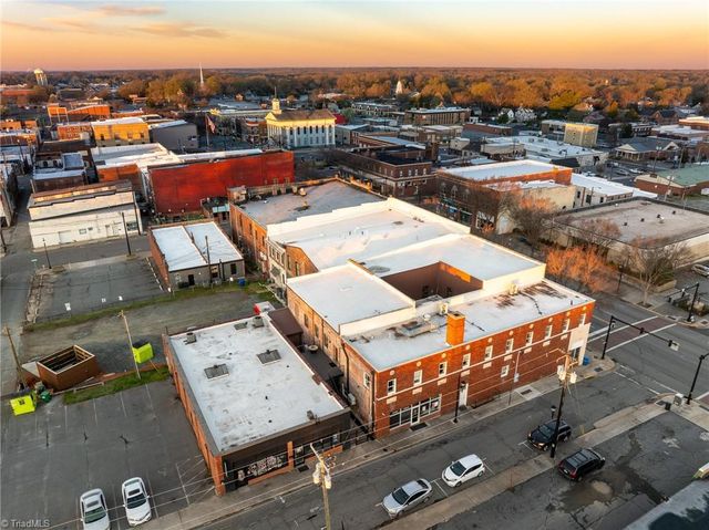 121 N Main Street, Lexington, NC 27292