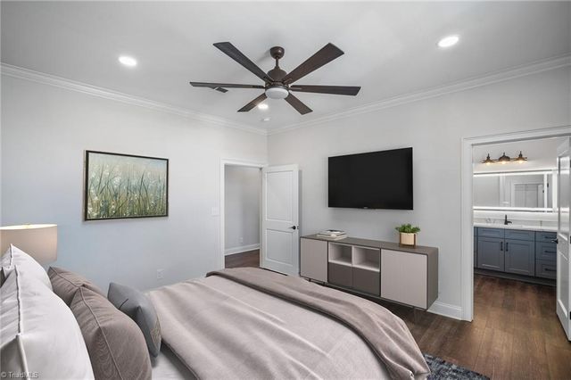 121 N Main Street, Lexington, NC 27292