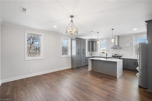 121 N Main Street, Lexington, NC 27292