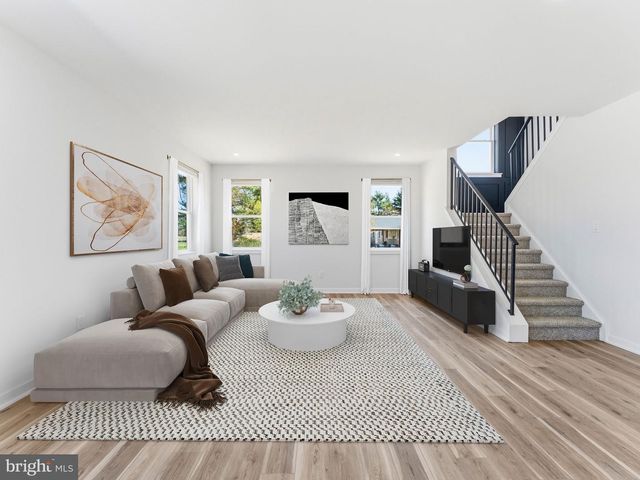 401 OLD FORKS RD, Hammonton, NJ 08037