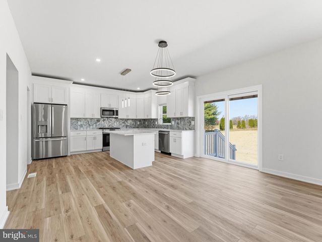 401 OLD FORKS RD, Hammonton, NJ 08037
