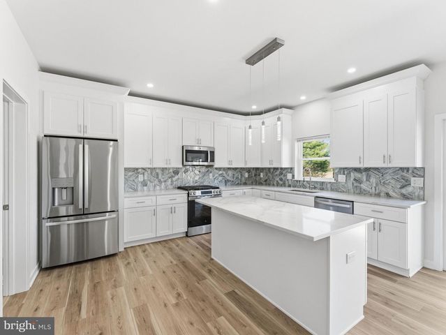 401 OLD FORKS RD, Hammonton, NJ 08037