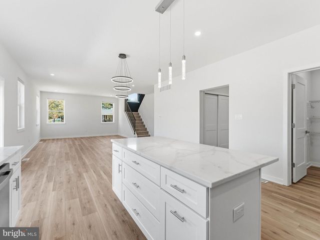 401 OLD FORKS RD, Hammonton, NJ 08037