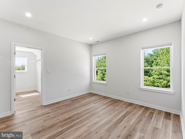 401 OLD FORKS RD, Hammonton, NJ 08037