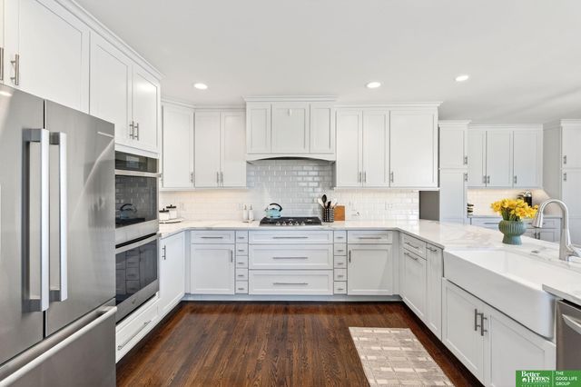 11930 Woolworth Avenue, Omaha, NE 68144