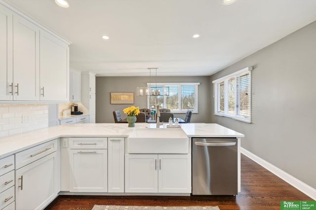 11930 Woolworth Avenue, Omaha, NE 68144