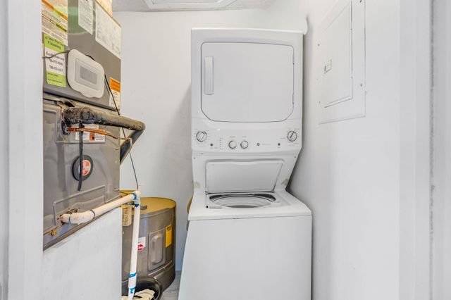 98422 Windward Avenue, Key Largo, FL 33037