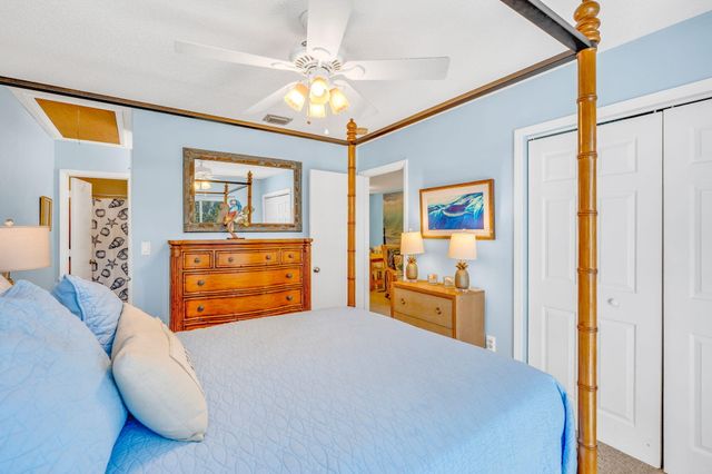 98422 Windward Avenue, Key Largo, FL 33037