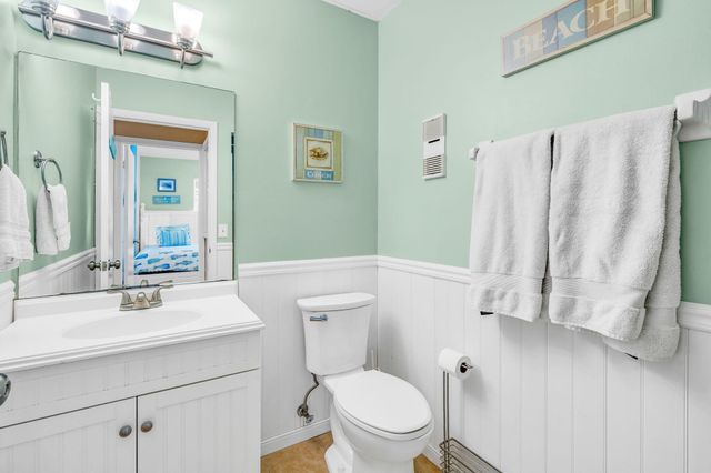 98422 Windward Avenue, Key Largo, FL 33037