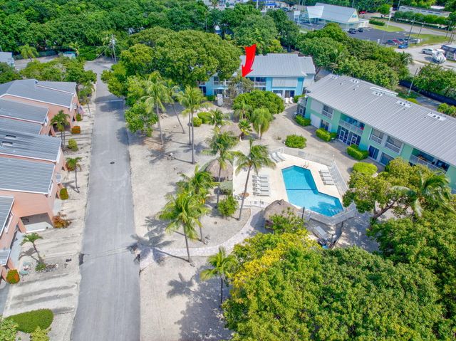 98422 Windward Avenue, Key Largo, FL 33037