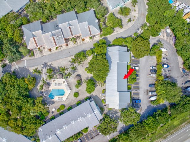 98422 Windward Avenue, Key Largo, FL 33037