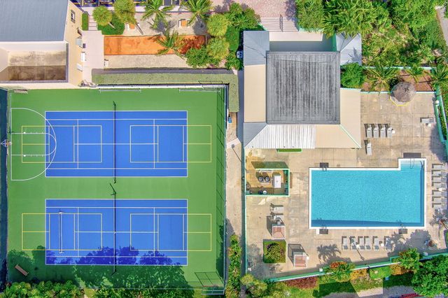 98422 Windward Avenue, Key Largo, FL 33037