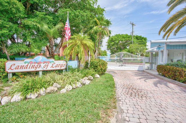 98422 Windward Avenue, Key Largo, FL 33037