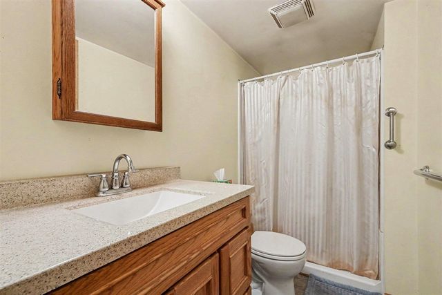 1946 142nd Avenue, Dorr, MI 49323