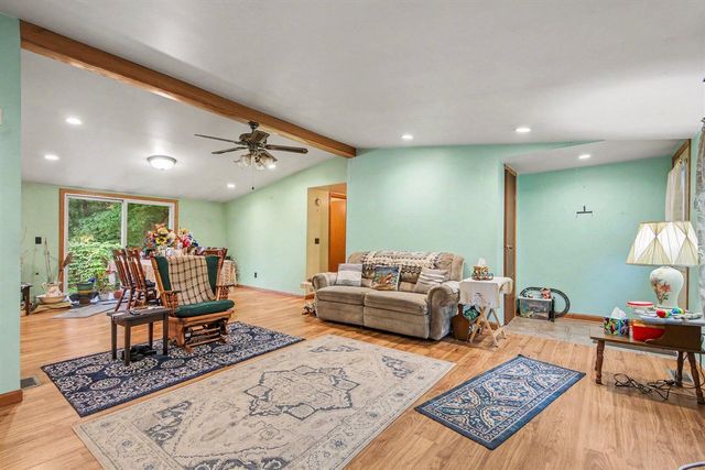 1946 142nd Avenue, Dorr, MI 49323