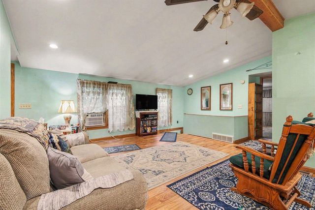 1946 142nd Avenue, Dorr, MI 49323