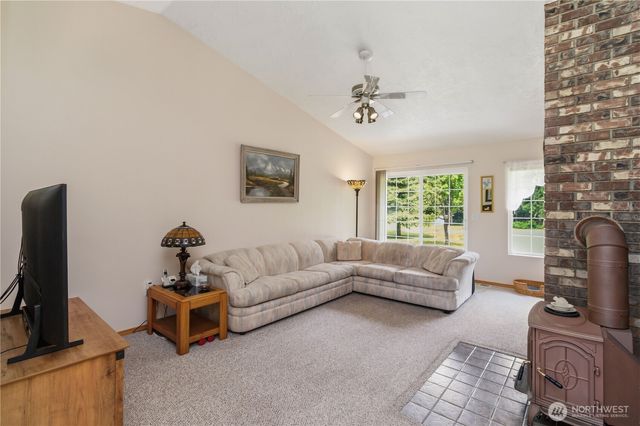 1607 Winlock Vader Road, Winlock, WA 98596