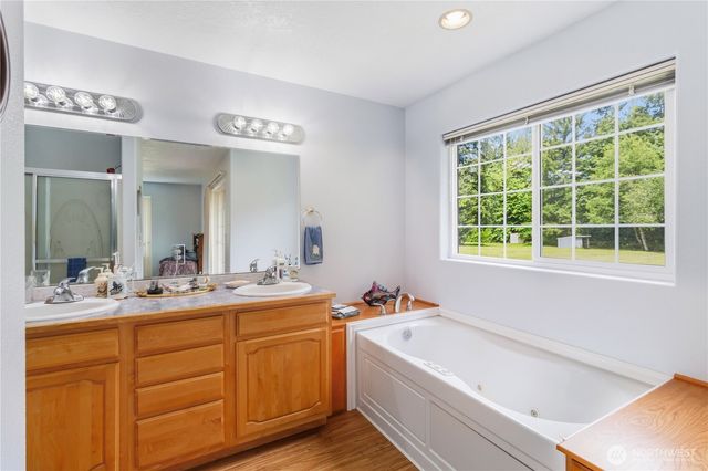 1607 Winlock Vader Road, Winlock, WA 98596