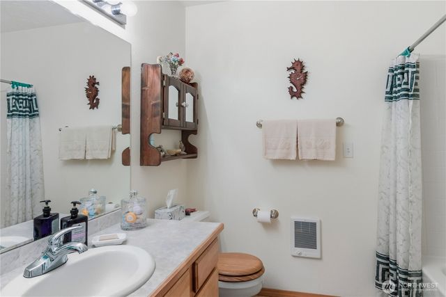 1607 Winlock Vader Road, Winlock, WA 98596