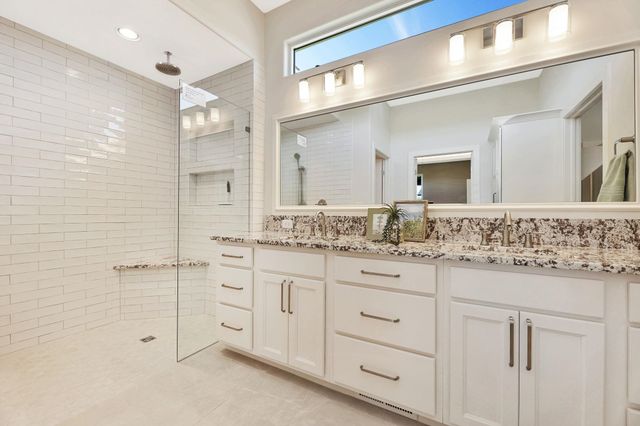 2106 W Harborlight, Wichita, KS 67204