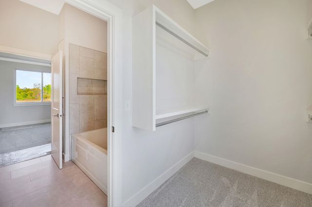 2106 W Harborlight, Wichita, KS 67204