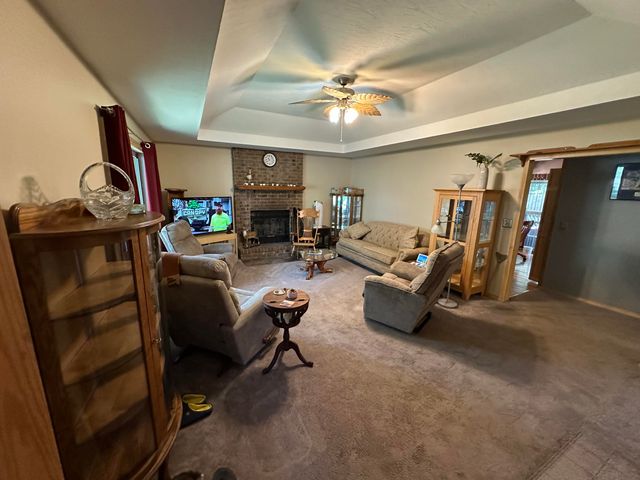 104 Willow Lane, Nixa, MO 65714