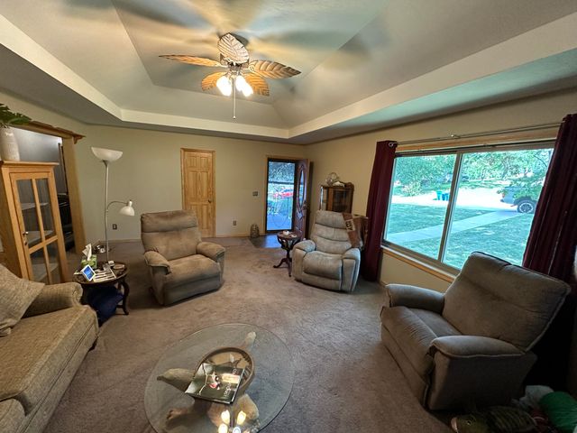 104 Willow Lane, Nixa, MO 65714