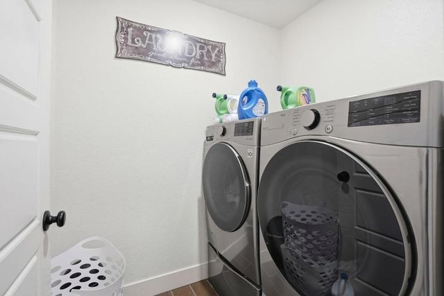 1656 Thistle Lane, Los Banos, CA 93635