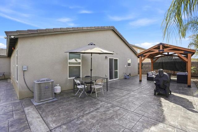 1656 Thistle Lane, Los Banos, CA 93635