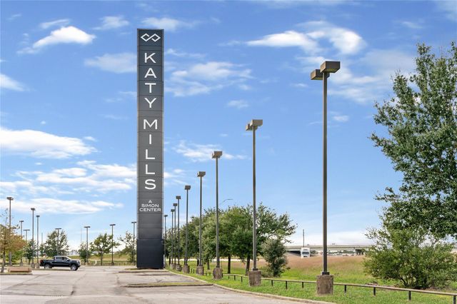 5811 Blue Grama Drive, Katy, TX 77493