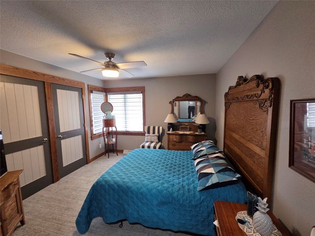 305 NW 4th Street, Greenfield, IA 50849