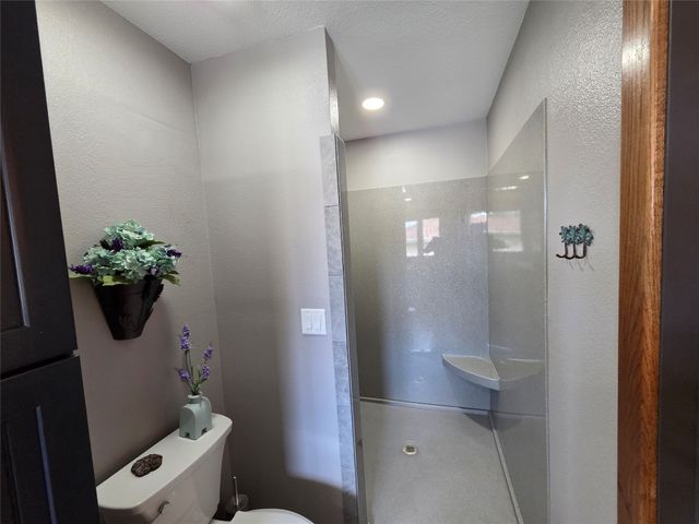 305 NW 4th Street, Greenfield, IA 50849